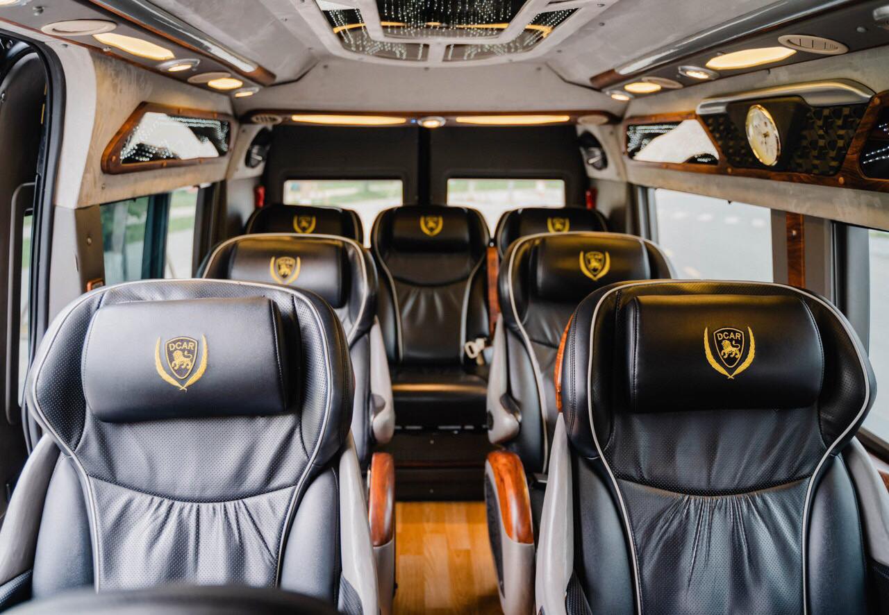 Thuê xe Limousine Huế