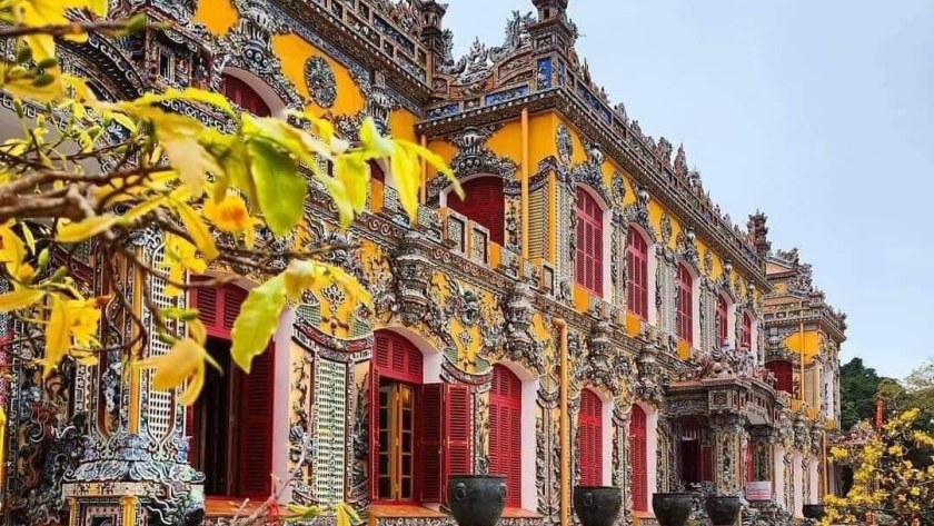 Điện Kiến Trung